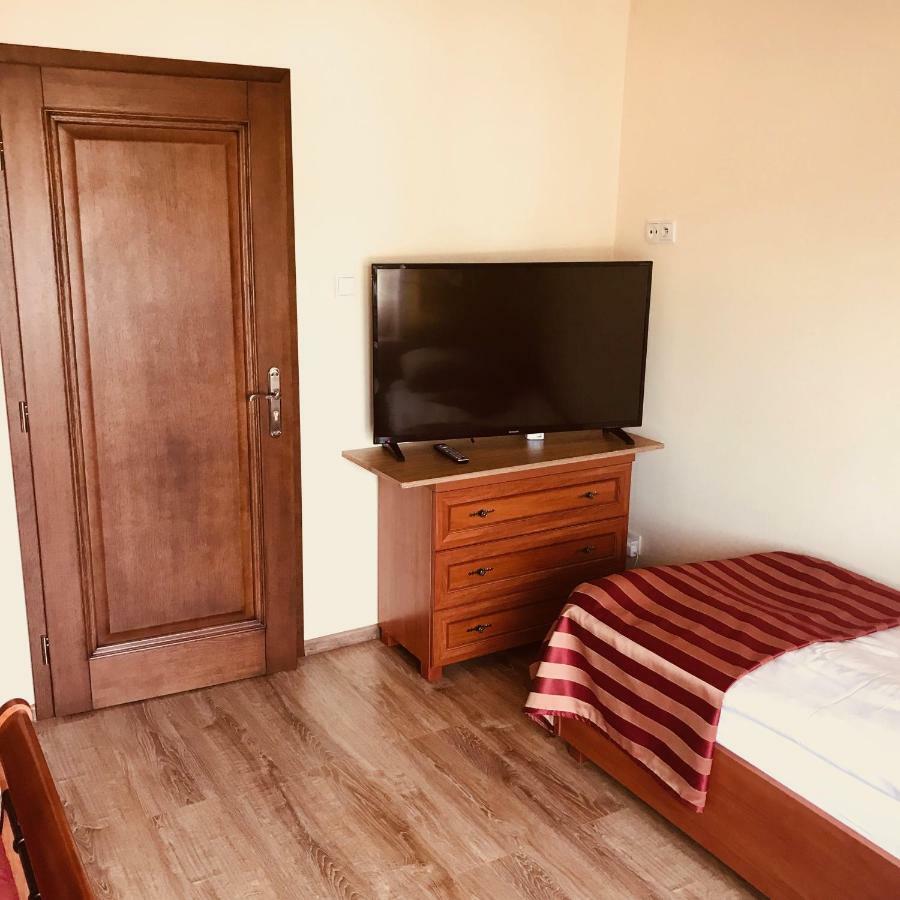 Apartament Pensjonat nad Strugą Stryków Zewnętrze zdjęcie