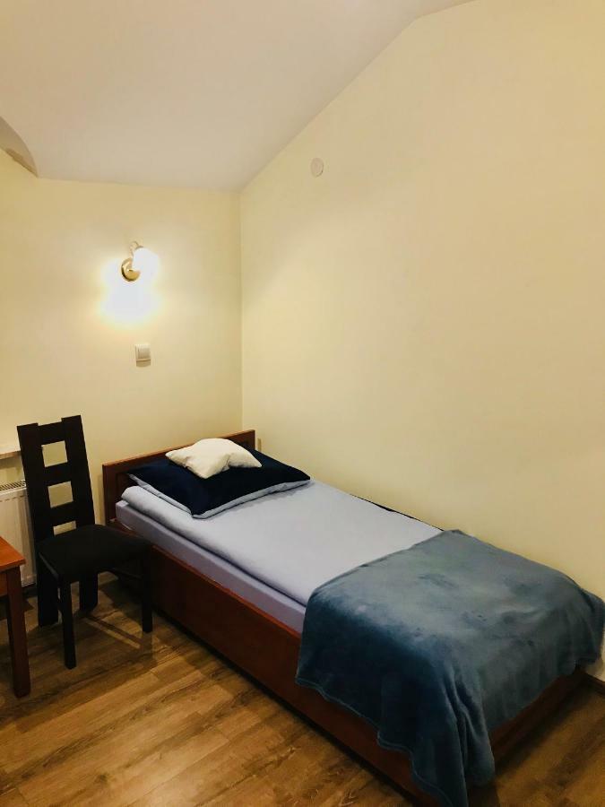 Apartament Pensjonat nad Strugą Stryków Zewnętrze zdjęcie